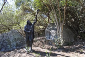 Attēlā Mozus skulptūra Salēmas Bībeles dārzā Vindmeulā, Dienvidāfrikā (vairāk: 