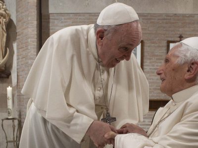 pāvests Francisks aicina īpaši lūgties par pāvestu Benediktu XVI